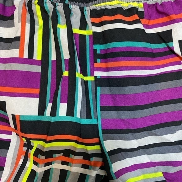 ⭐️FABLETICS Adrian Built in Underwear Active Shorts Sz M - Picture 6 of 7